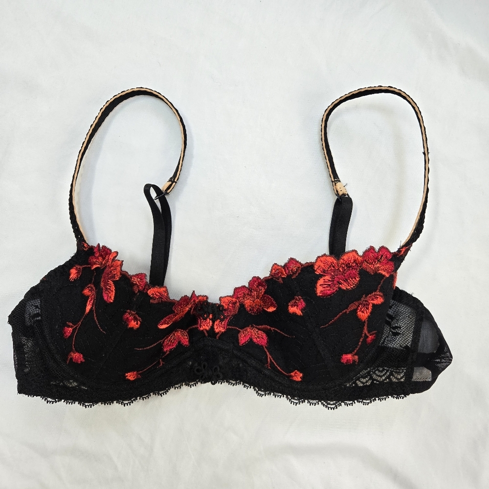 Aubade Red And Back à Fleur de Toi Lace Embroidered Underwire Demi Bra